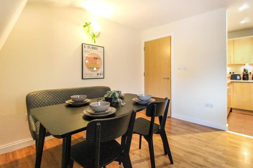 Luxurious 1 Bed Apartment With Free Parking Ноттінгем Екстер'єр фото